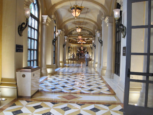 hallway0001